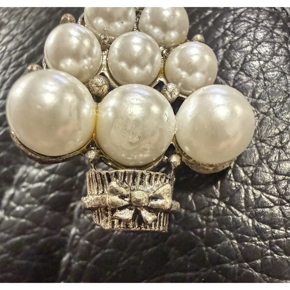 N/A vintage pearl